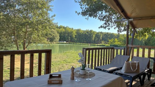 TENTE LODGE KENYA STANDARD  Terrasse nature